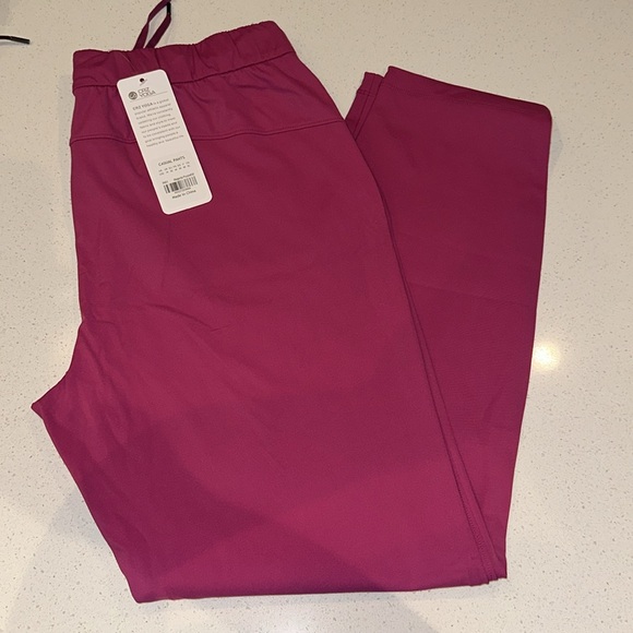 On the Travel Pants with Pockets 27'' - Picture 6 of 6